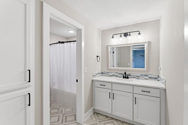 4513 N Bluestem St, Maize, KS 67101