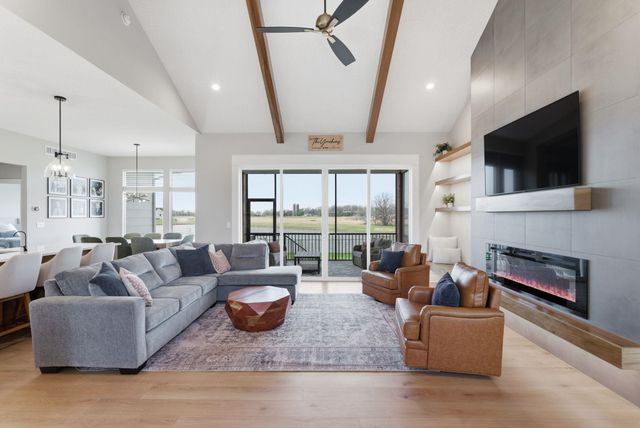 4513 N Bluestem St, Maize, KS 67101