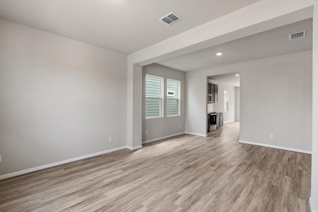 110 Cherry Blossom LN, Taylor, TX 76574