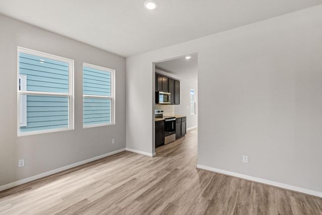 110 Cherry Blossom LN, Taylor, TX 76574