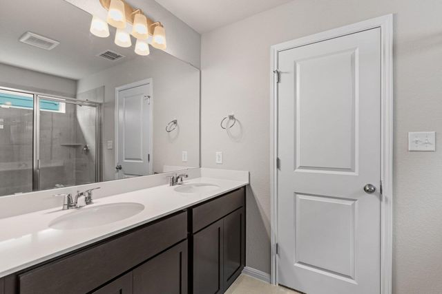 110 Cherry Blossom LN, Taylor, TX 76574