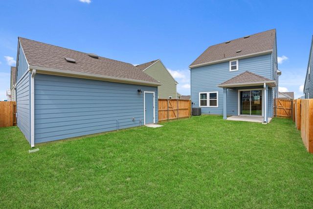 110 Cherry Blossom LN, Taylor, TX 76574