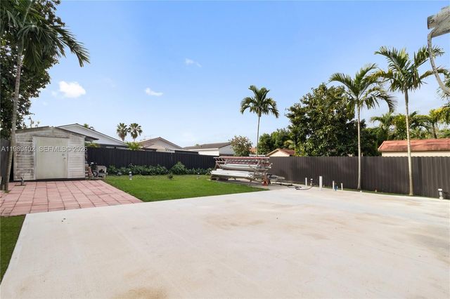 14052 SW 167th Ter, Miami, FL 33177