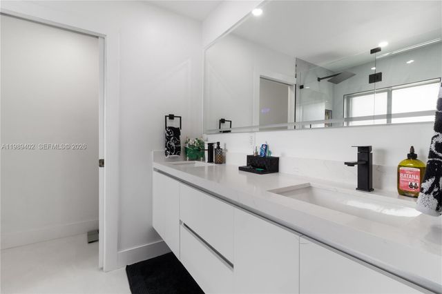 14052 SW 167th Ter, Miami, FL 33177