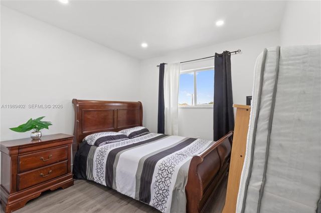 14052 SW 167th Ter, Miami, FL 33177