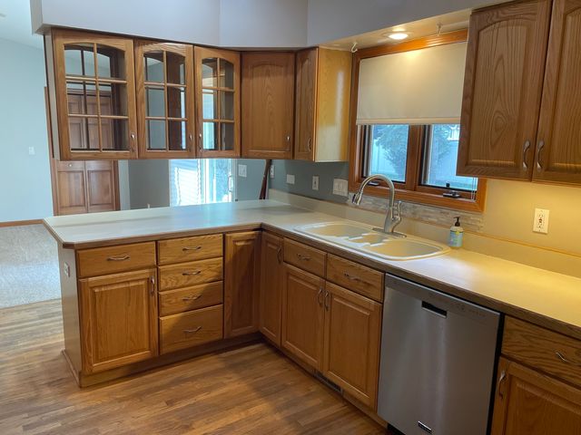464 S Madison Street, Oswego, IL 60543