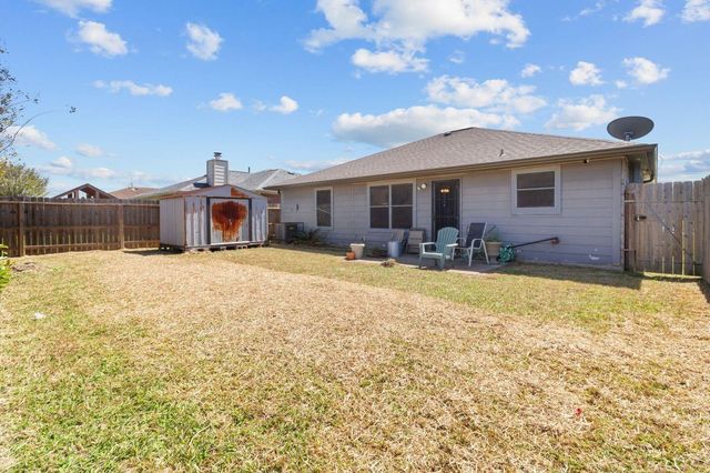 5227 Honeyvine Drive, Houston, TX 77048