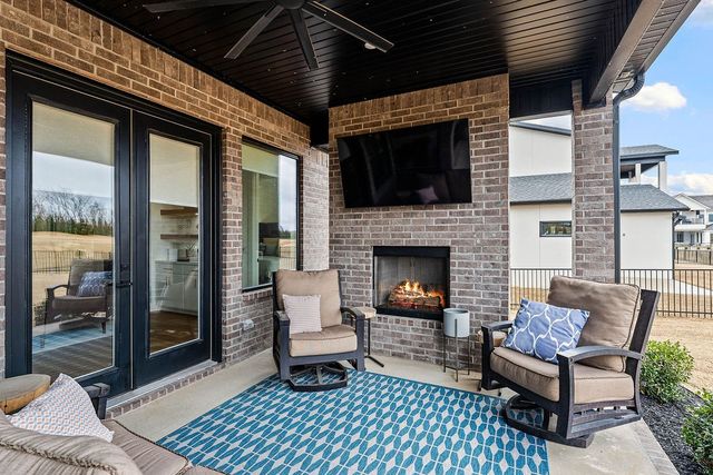 4310 S Exeter Drive, Rogers, AR 72758