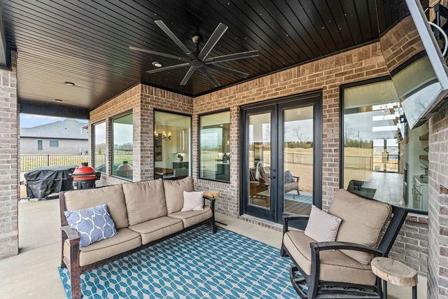 4310 S Exeter Drive, Rogers, AR 72758