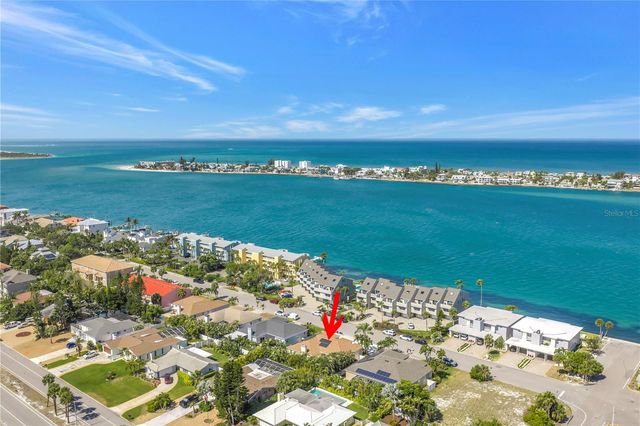 343 8TH AVENUE N, Tierra Verde, FL 33715