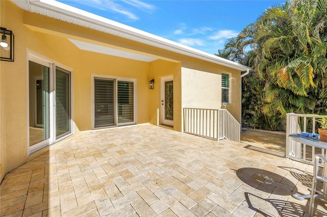 343 8TH AVENUE N, Tierra Verde, FL 33715
