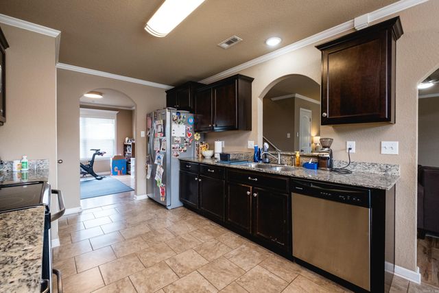 115 Harvick Circle, Cabot, AR 72023
