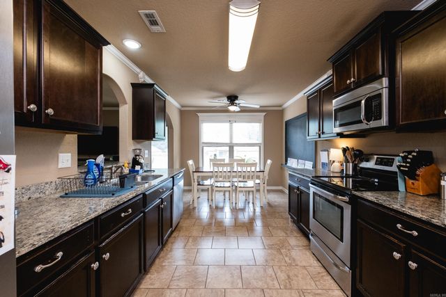 115 Harvick Circle, Cabot, AR 72023