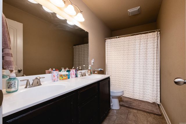 115 Harvick Circle, Cabot, AR 72023