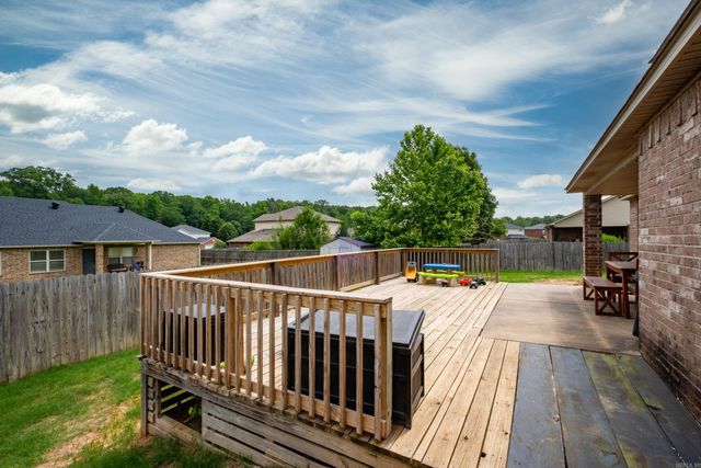 115 Harvick Circle, Cabot, AR 72023