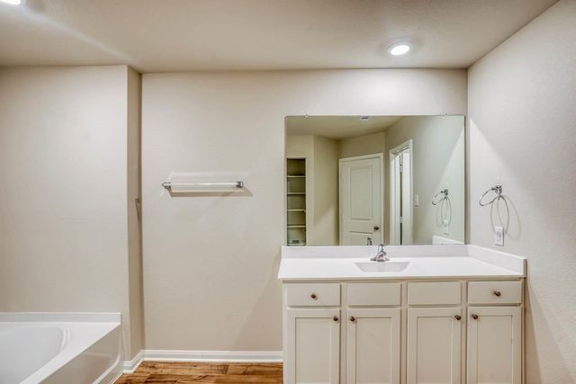 8207 Blooming Meadow Lane, Houston, TX 77016