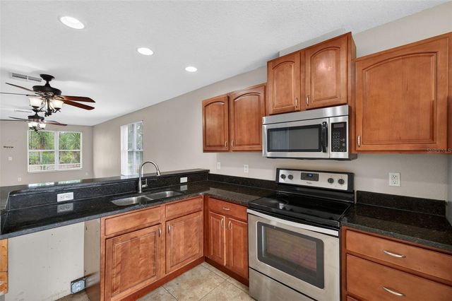 3219 SPOONER DRIVE, Plant City, FL 33563