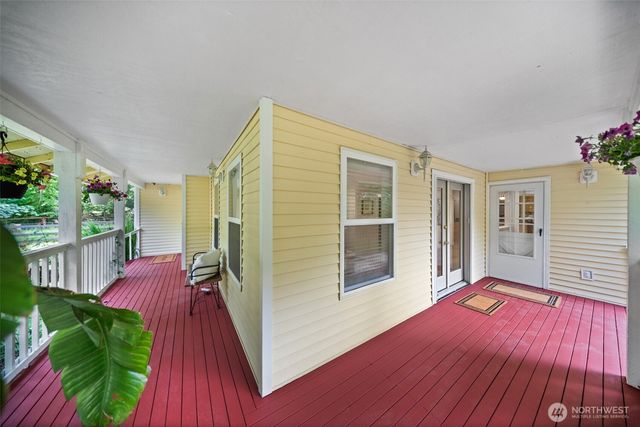 30427 204th Avenue SE, Kent, WA 98042