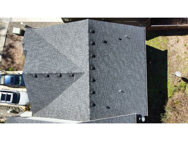 1660 Ne ALAMEDA Ave, Roseburg, OR 97470