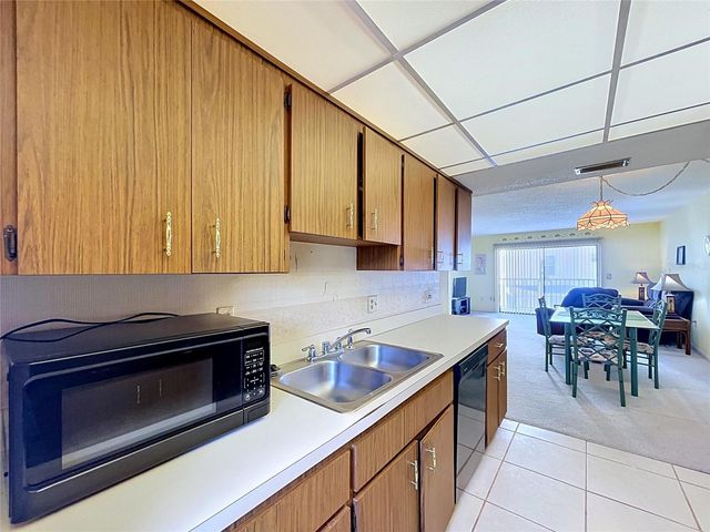 19807 GULF BOULEVARD 122, Indian Shores, FL 33785
