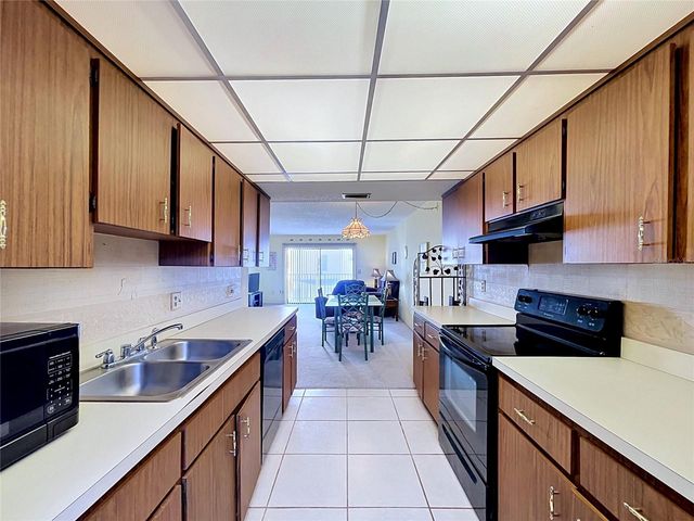 19807 GULF BOULEVARD 122, Indian Shores, FL 33785