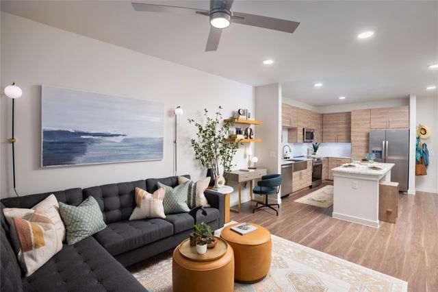 9302 Fry Rd A1Y1317, Cypress, TX 77433