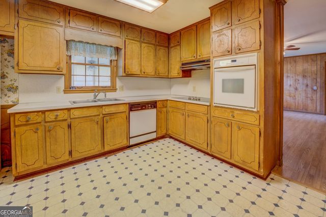 1830 Francis Road SW, Conyers, GA 30094