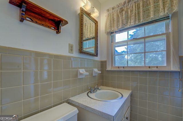 1830 Francis Road SW, Conyers, GA 30094