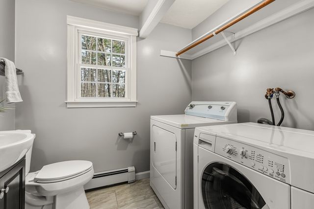 62 Wildwood Dr, Bedford, MA 01730