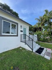 2854 SW 37th Ave 2854, Miami, FL 33133