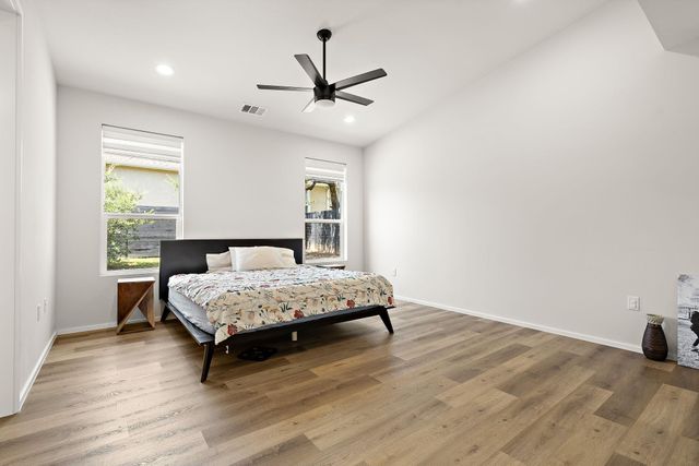 3002 Norton Ave, Lago Vista, TX 78645