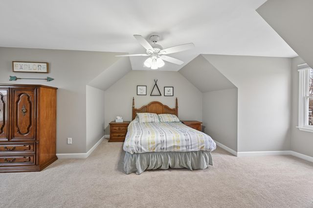 2066 Anna Street, Schererville, IN 46375