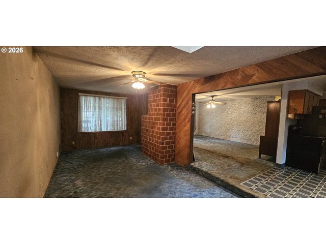 2919 Se 175TH Pl, Portland, OR 97236