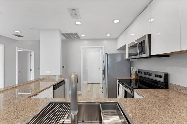 525 E JACKSON STREET 705, Orlando, FL 32801