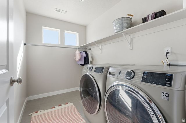 1140 W CANTLE DR, Bluffdale, UT 84065