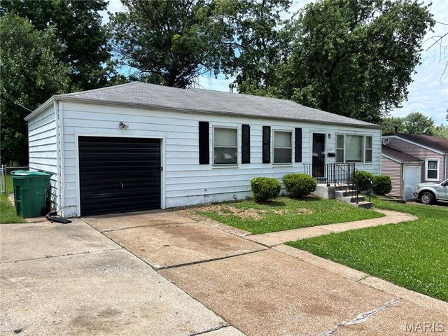 10235 Cabot Drive, Bellefontaine Nghbrs, MO 63137