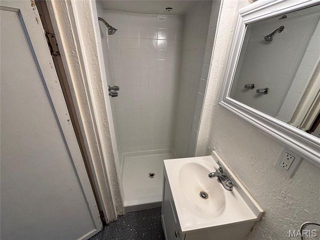 10235 Cabot Drive, Bellefontaine Nghbrs, MO 63137