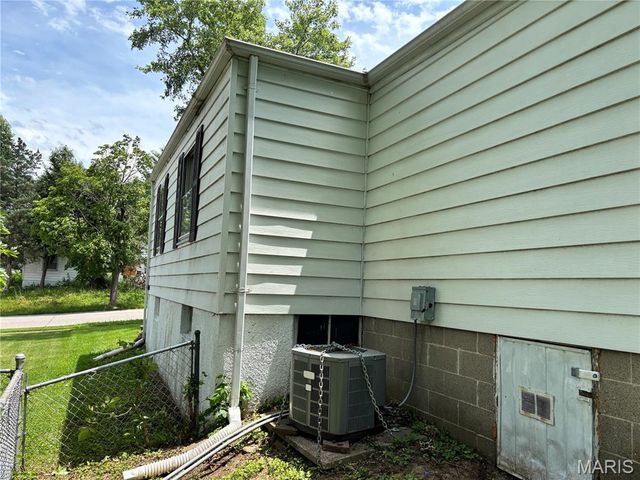 10235 Cabot Drive, Bellefontaine Nghbrs, MO 63137