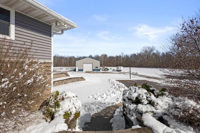 8464 COUNTY ROAD S, Pulaski, WI 54162