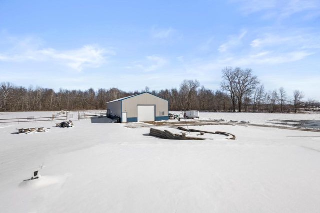 8464 COUNTY ROAD S, Pulaski, WI 54162