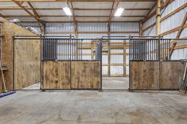 8464 COUNTY ROAD S, Pulaski, WI 54162