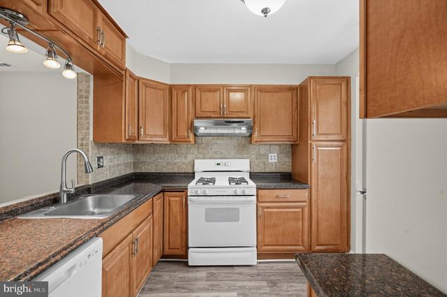 726 SEDGEWICK CT, Sewell, NJ 08080