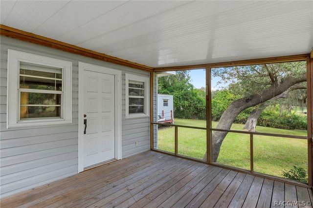 2011 N Twig Point, Inverness, FL 34453