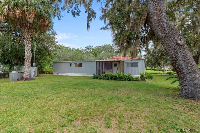 2011 N Twig Point, Inverness, FL 34453