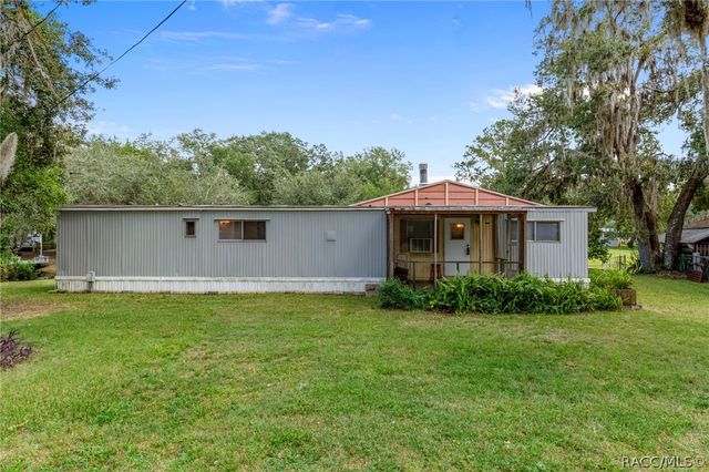 2011 N Twig Point, Inverness, FL 34453