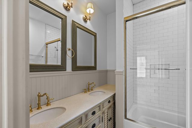 35 Society Street E, Charleston, SC 29401
