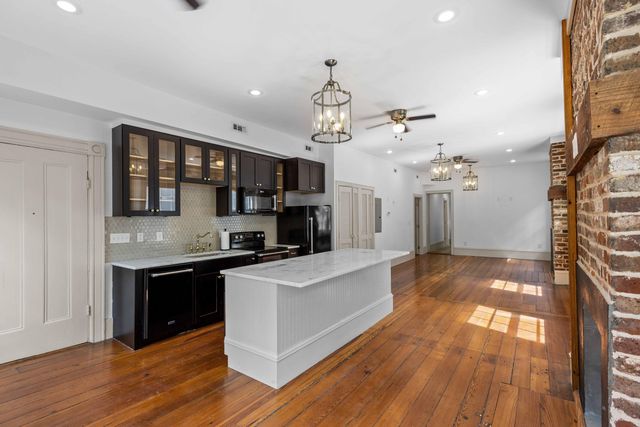 35 Society Street E, Charleston, SC 29401