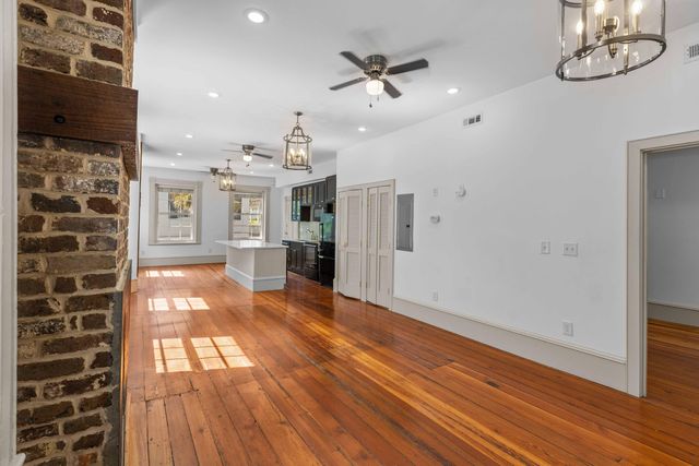 35 Society Street E, Charleston, SC 29401