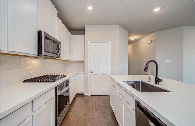 145 Sunray Creek Drive, Katy, TX 77493