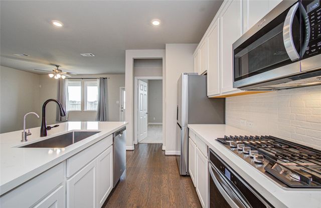 145 Sunray Creek Drive, Katy, TX 77493